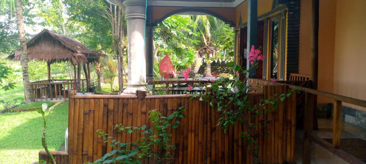 Sumatra Cheeky Monkeys Otel Bukit Lawang Dış mekan fotoğraf